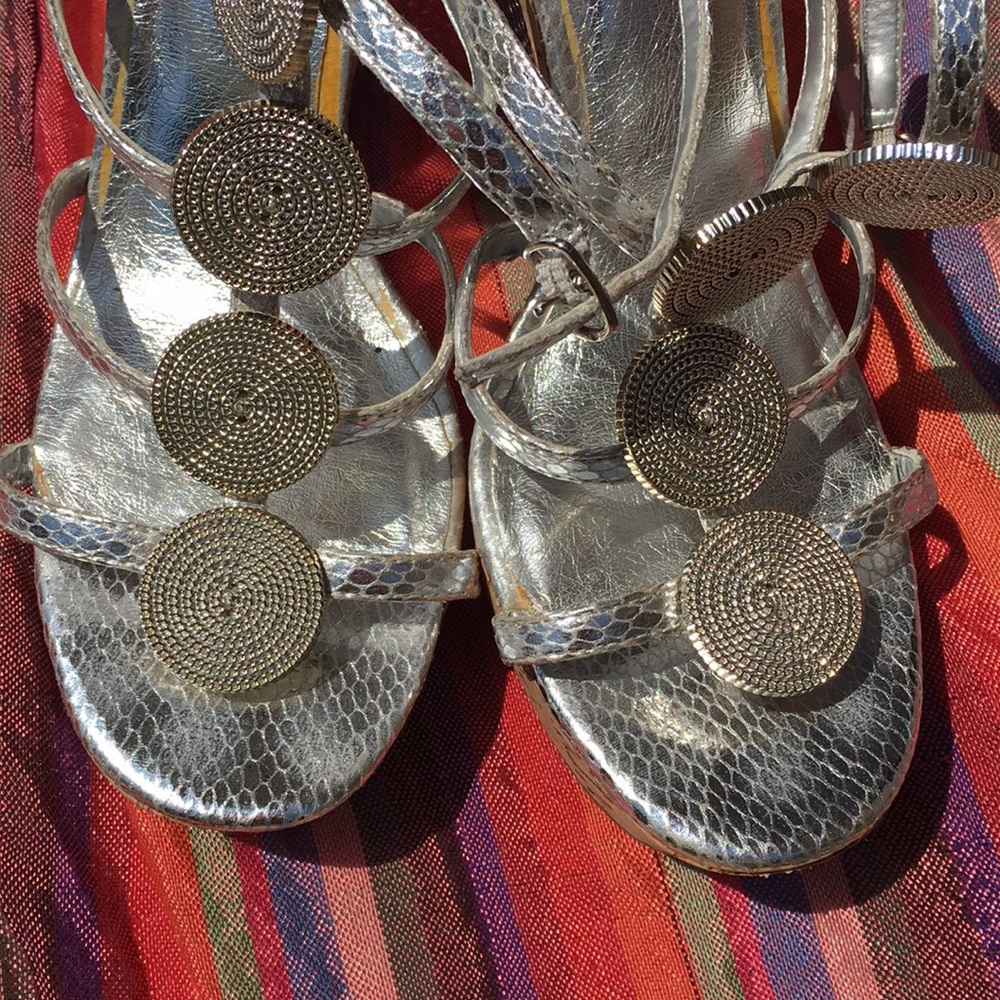 Shoes - Picture 5 of 5